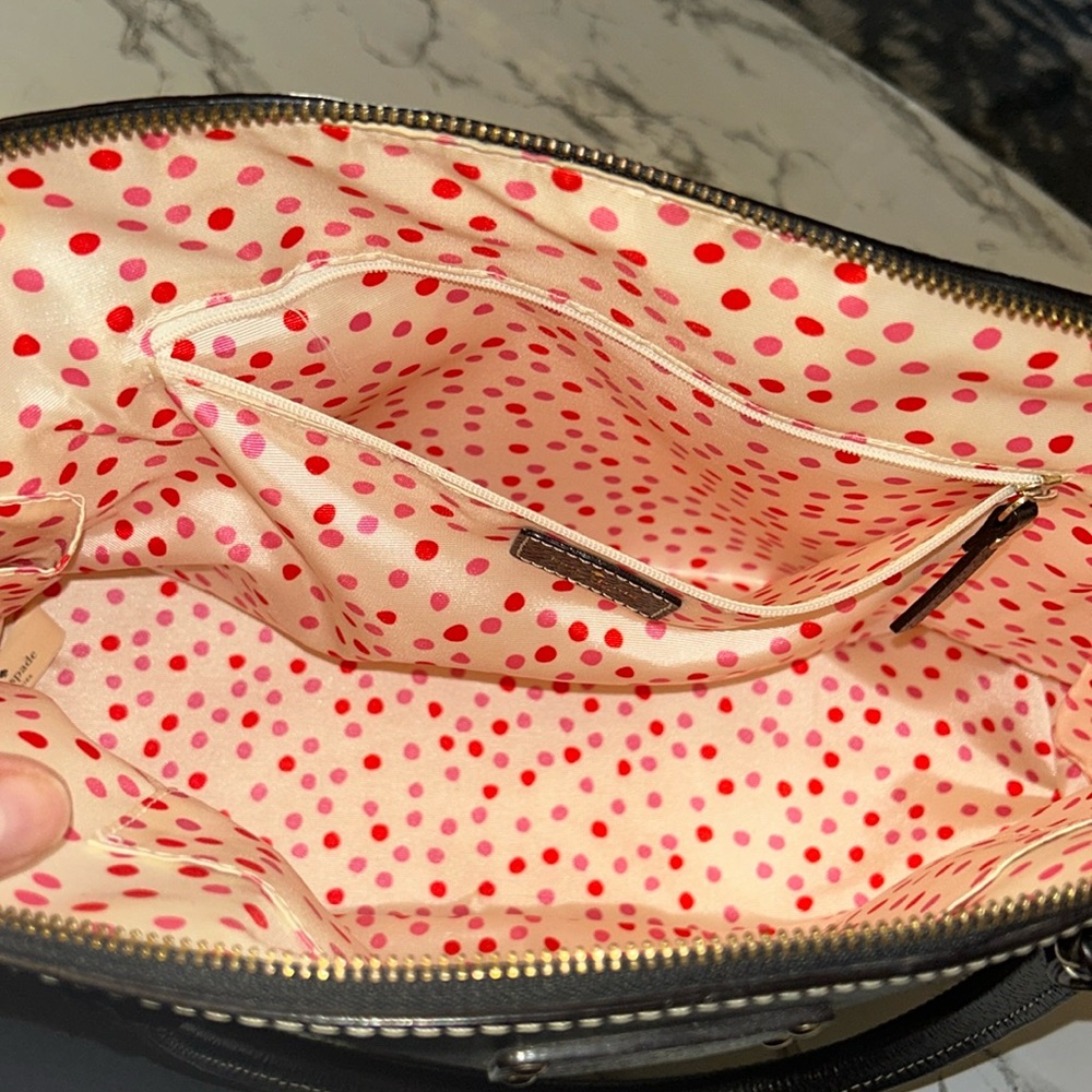 Kate Spade Black dome bag with Textured Finish black leather - Picture 9 of 14